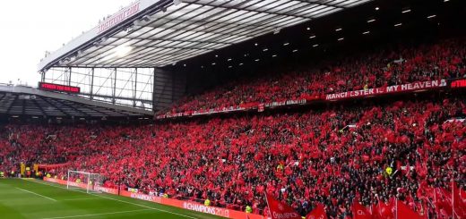 ns Singing - Stretford End Manchester