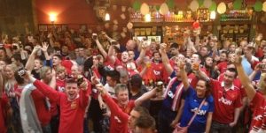 The Bishop Blaize Pub - Man United Fans Singing